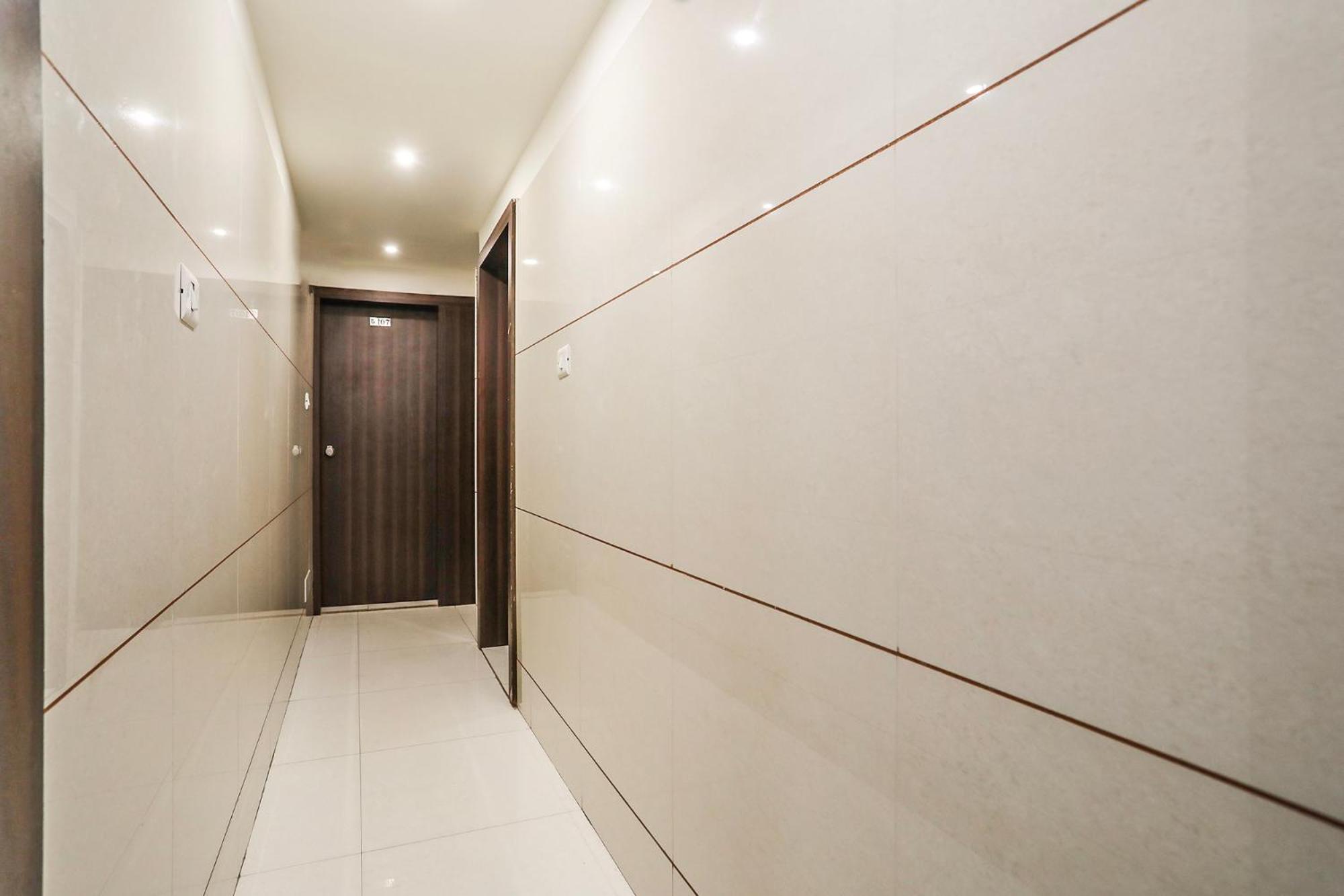 Fabhotel Sk ราชโกฎิ ภายนอก รูปภาพ