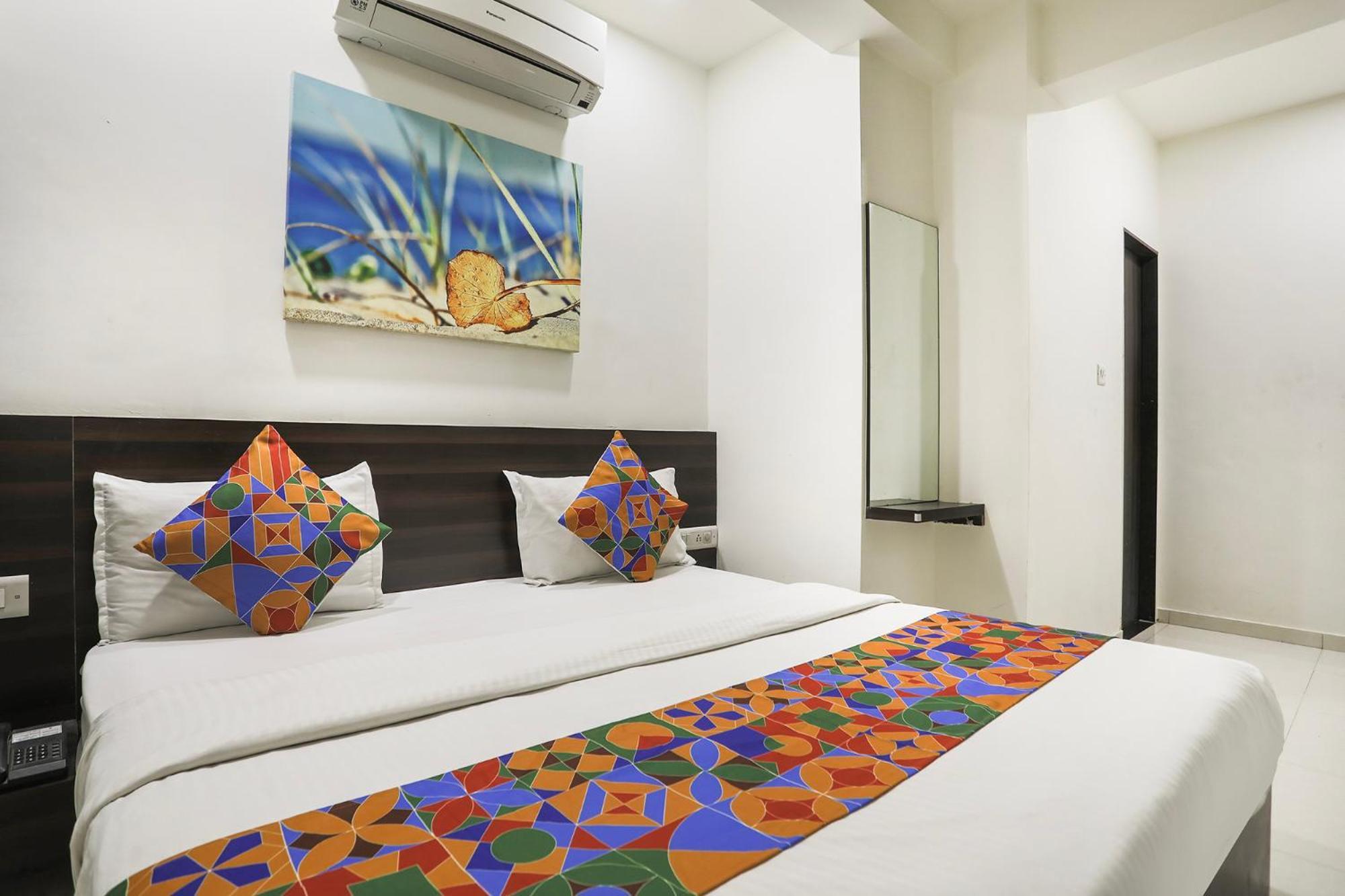 Fabhotel Sk ราชโกฎิ ภายนอก รูปภาพ
