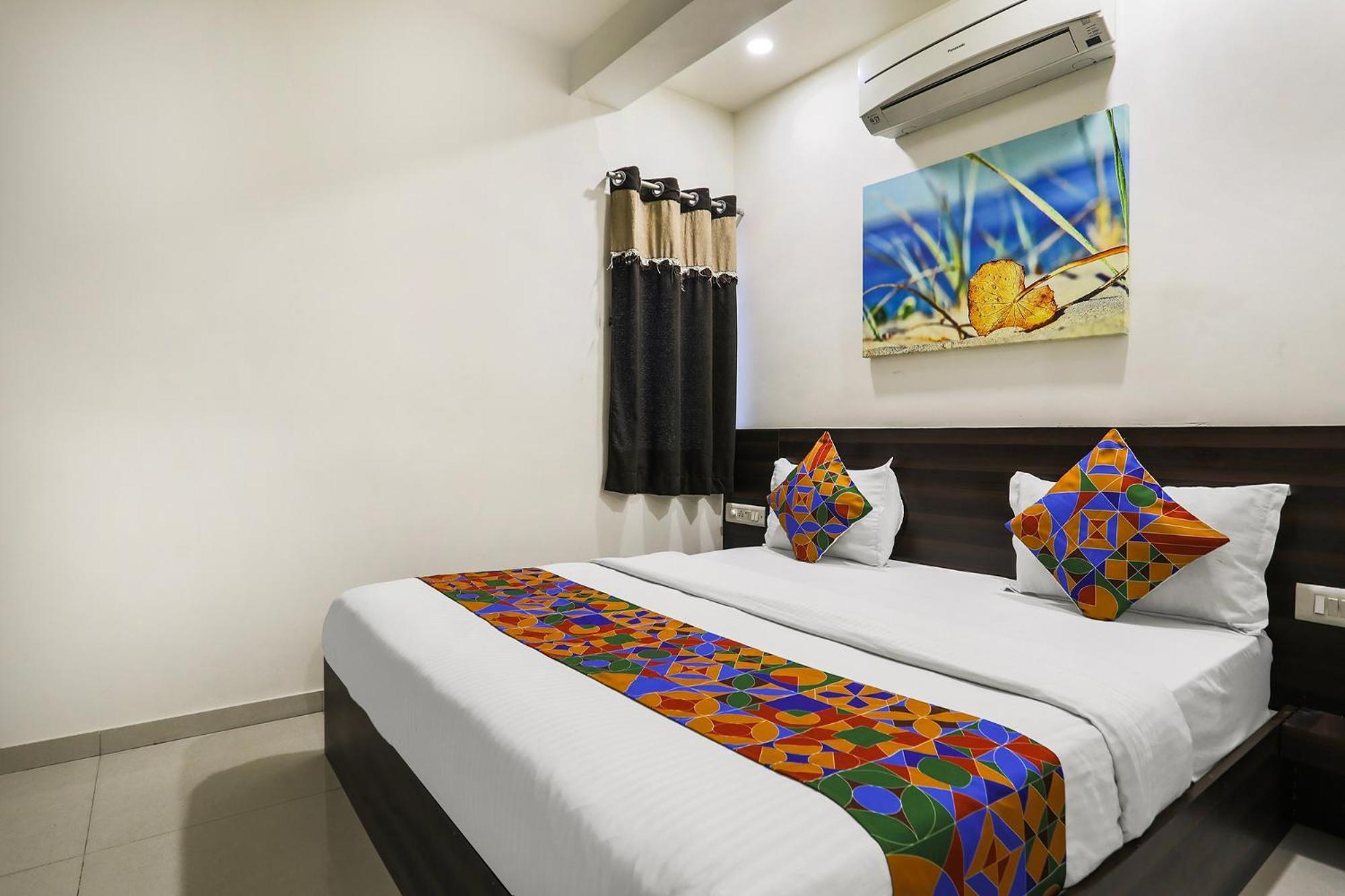 Fabhotel Sk ราชโกฎิ ภายนอก รูปภาพ